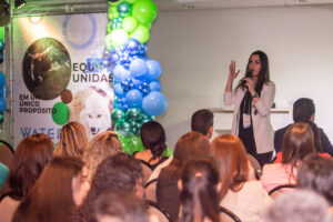 Treinamento Comunicação Estratégica Eduarda - Fhamilly